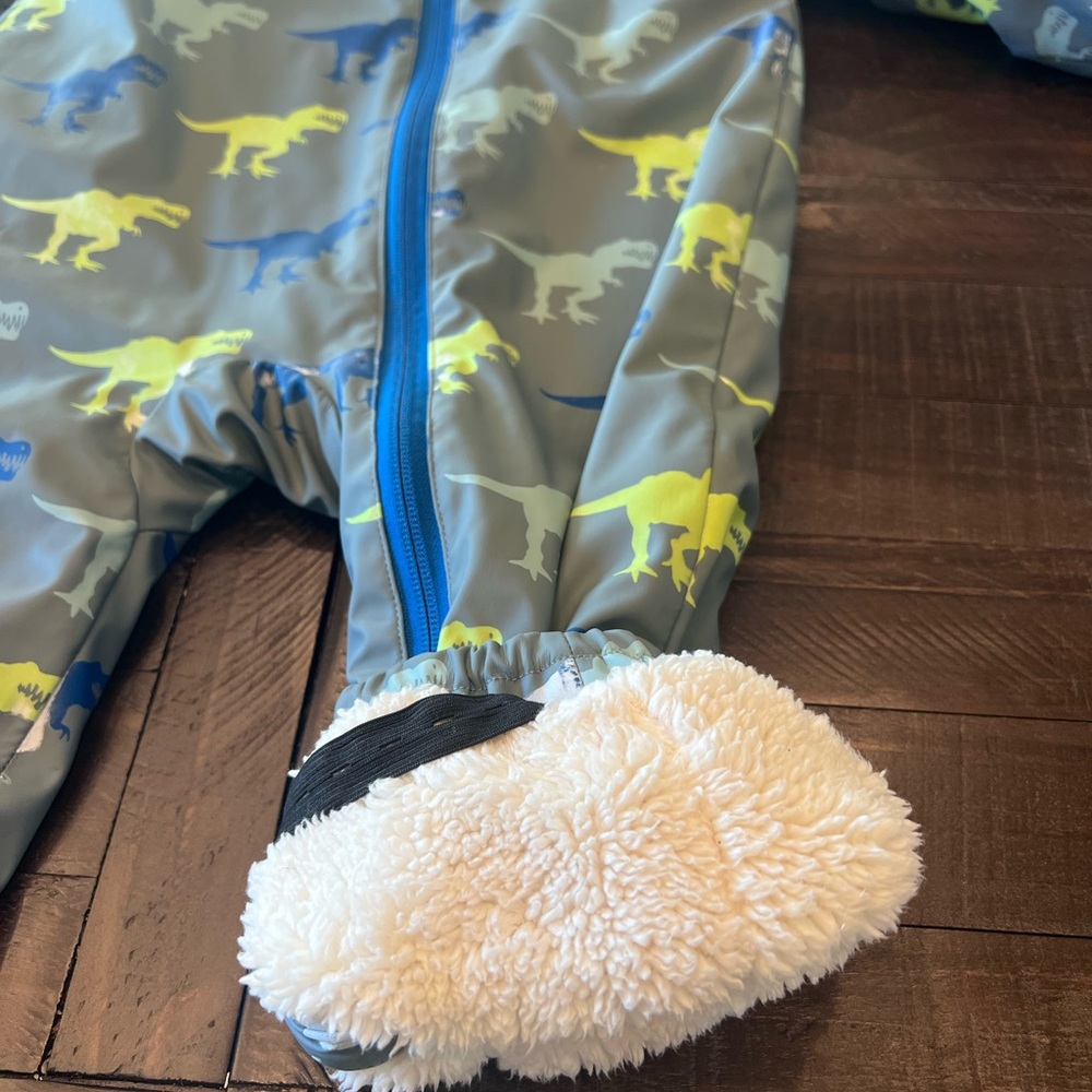 Hatley Dino Snowsuit | 2Y/3Y
